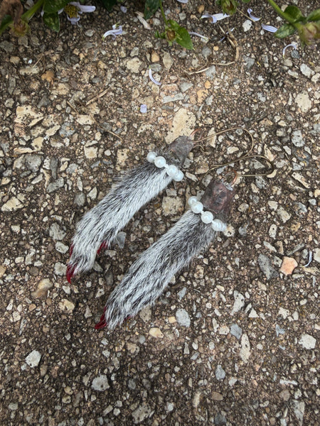 Squirrel paw earrings 💅🏻